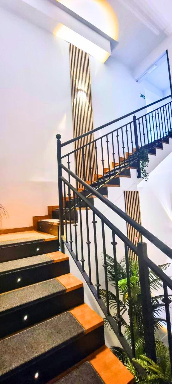 Ynfinity Aparthotel Βαλένθια Εξωτερικό φωτογραφία
